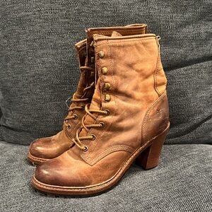 Frye Tan Leather Lace Up Boots
